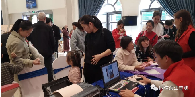 愛(ài)心定制抱枕，把幸福抱回家