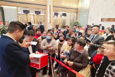 同信府丨現(xiàn)象級紅盤熱銷解密，以實力為品質(zhì)生活加冕